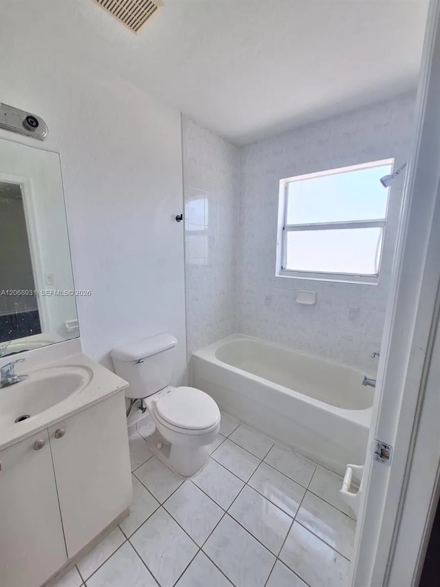 Address Not Shown Homestead, FL 33035