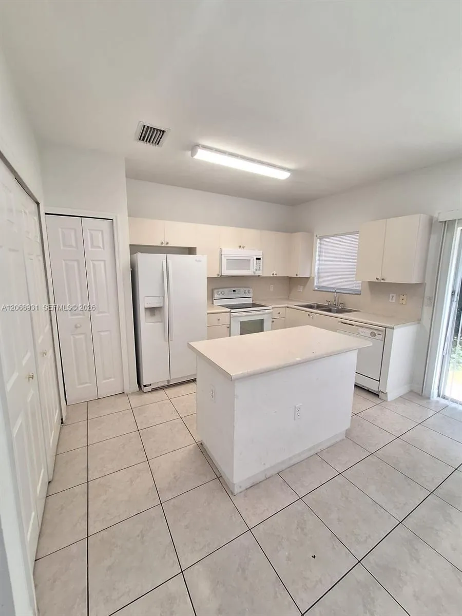 Address Not Shown Homestead, FL 33035