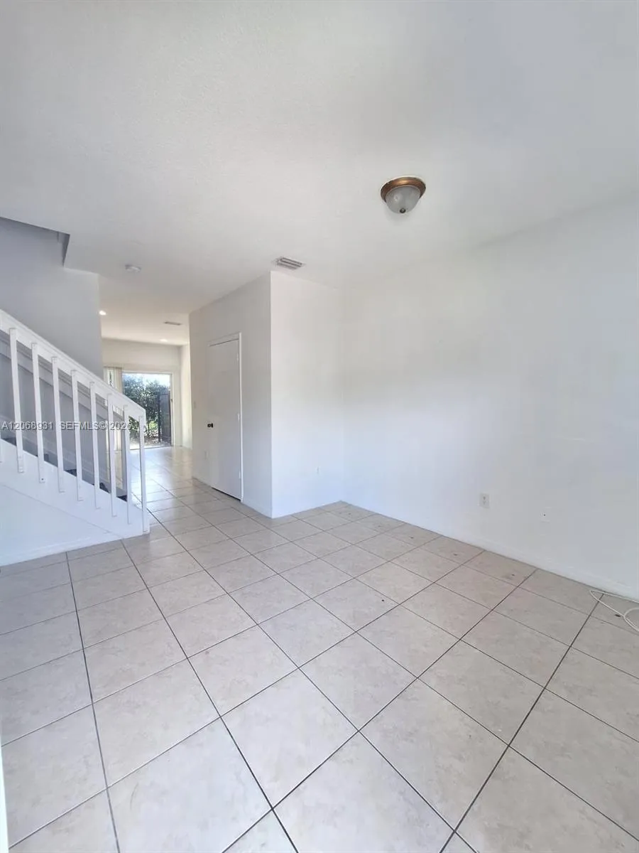 Address Not Shown Homestead, FL 33035
