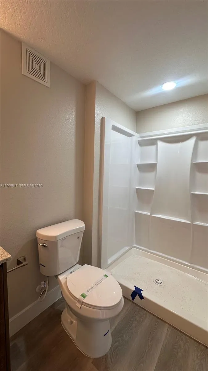 4424 S Texas #214 Orlando, FL 33328