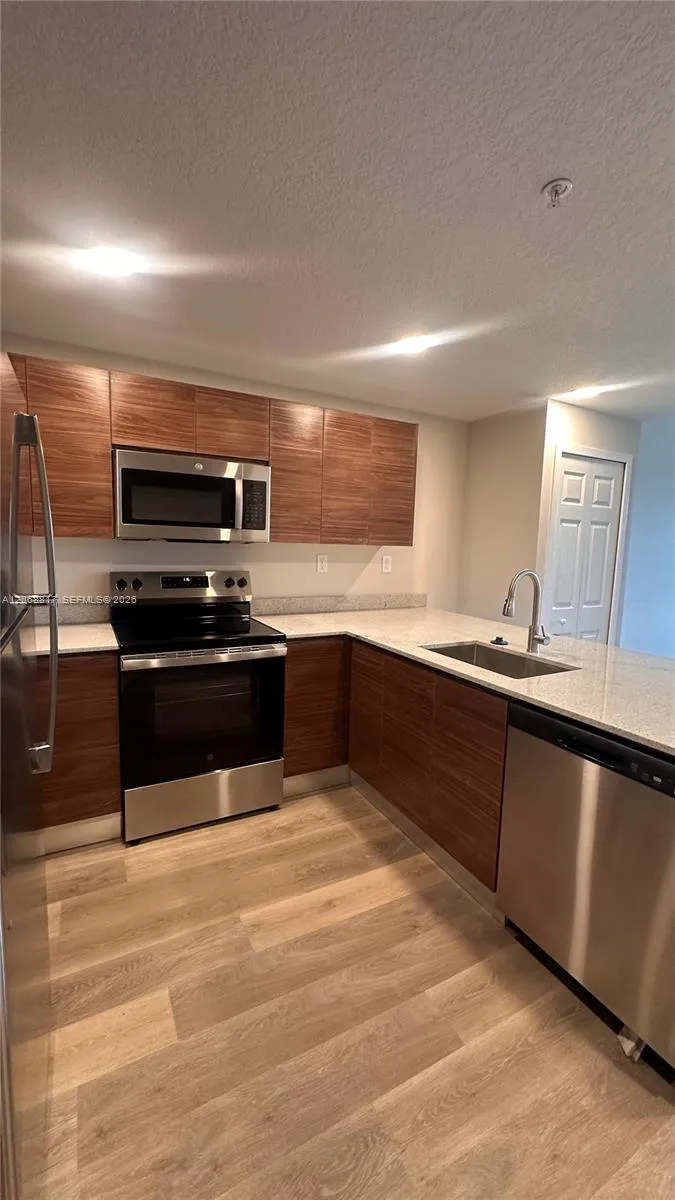 4424 S Texas #214 Orlando, FL 33328