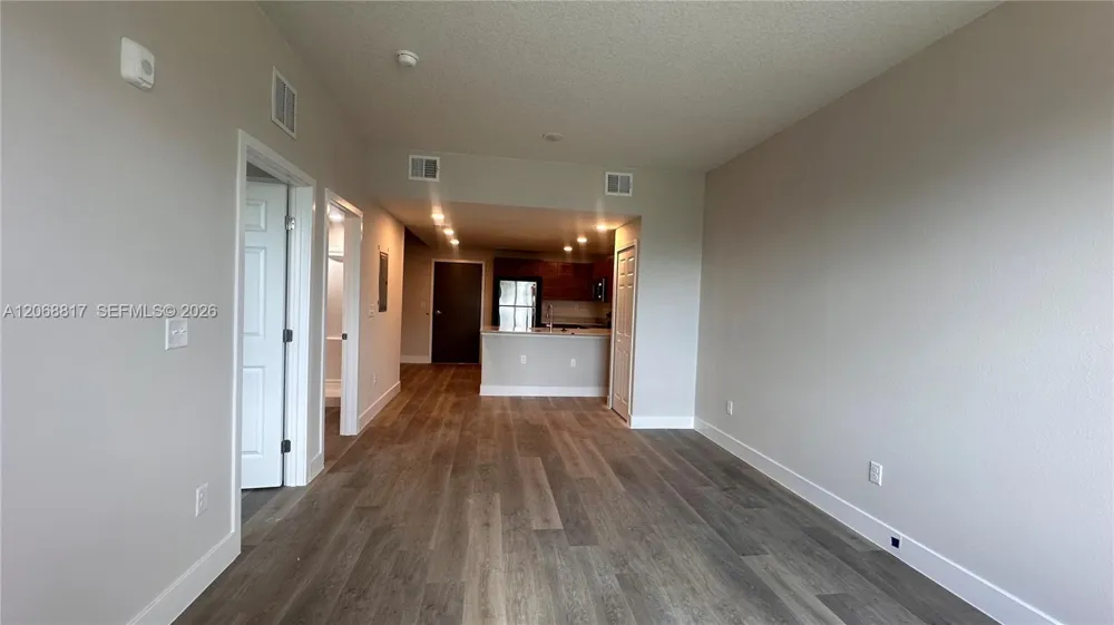 4424 S Texas #214 Orlando, FL 33328