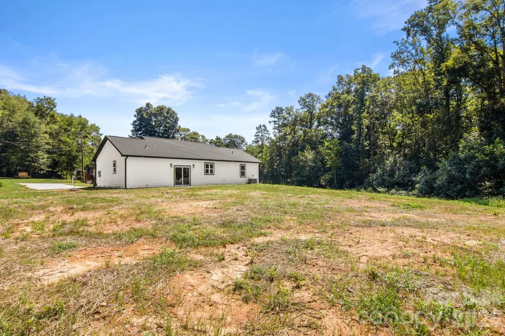 122 Pinecrest Drive Shelby, NC 28152