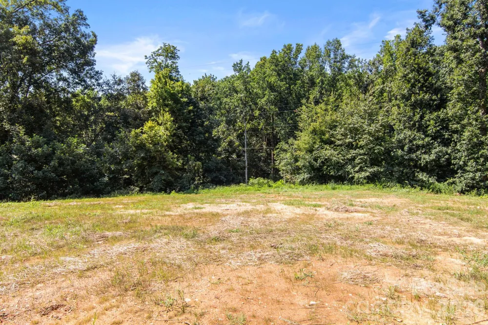 122 Pinecrest Drive Shelby, NC 28152