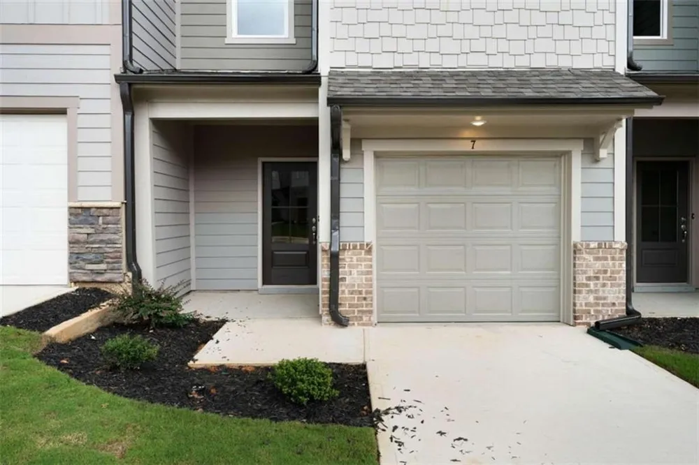 24 Magnolia Boulevard Cedartown, GA 30125