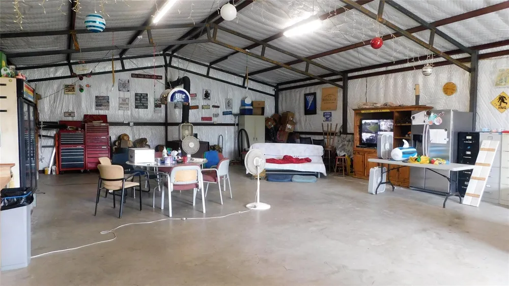 7032 Fm 1567 Lone Oak, TX 75453