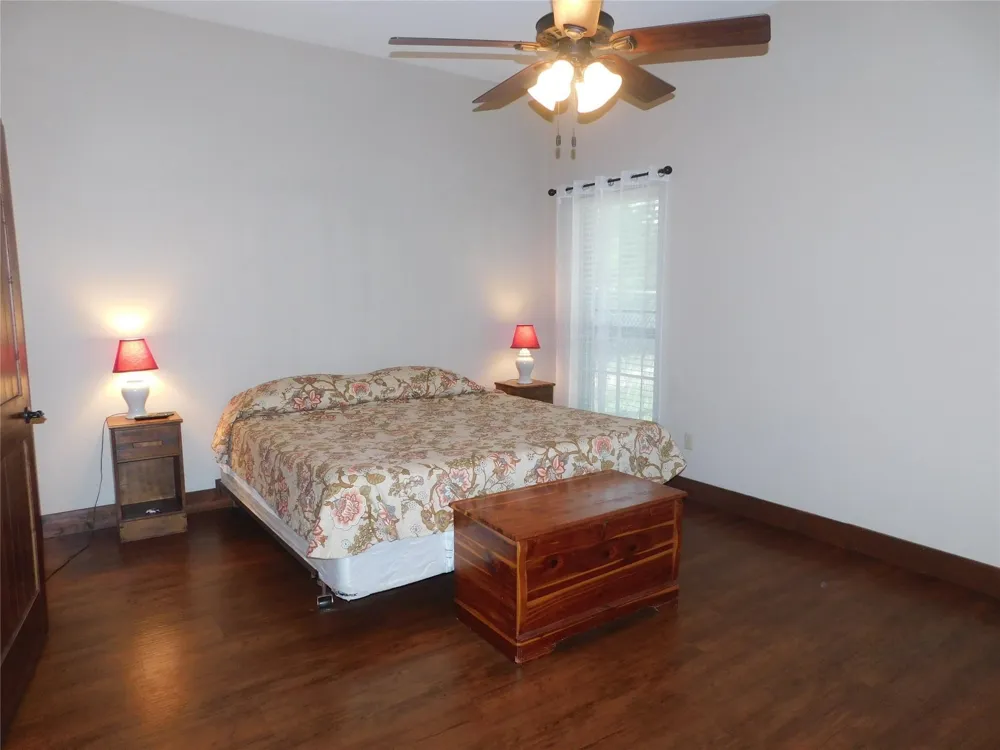 7032 Fm 1567 Lone Oak, TX 75453