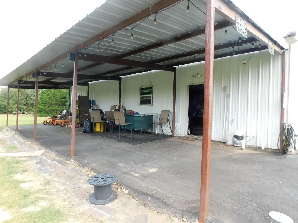 7032 Fm 1567 Lone Oak, TX 75453