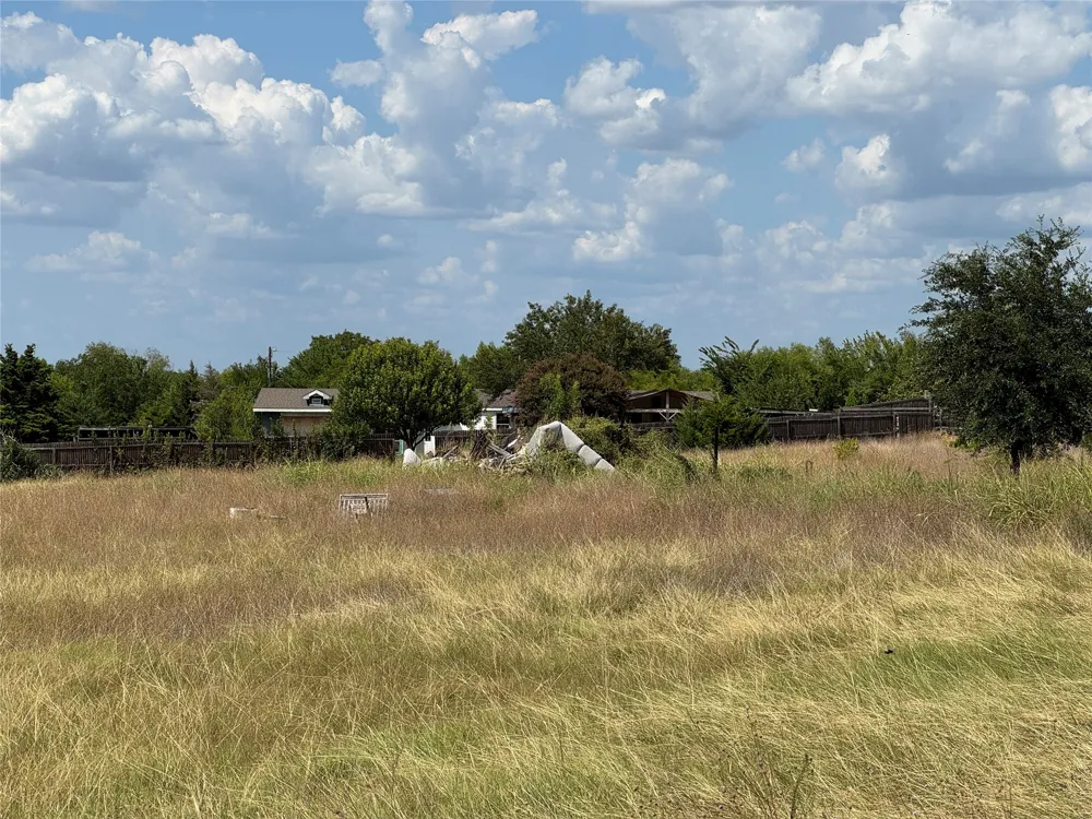 13899 County Road 760 Nevada, TX 75173