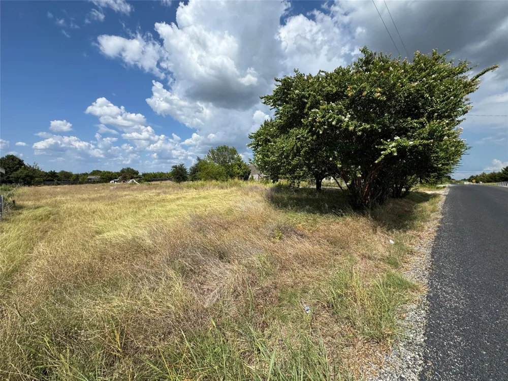 13899 County Road 760 Nevada, TX 75173