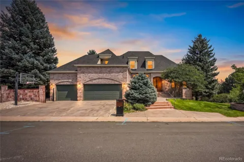 5866 W Flora Way