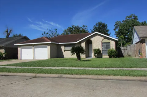 1611 Chippawa Lane