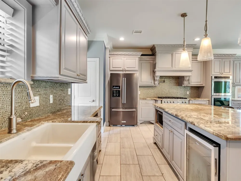 4708 Mckinney Street Houston, TX 77023