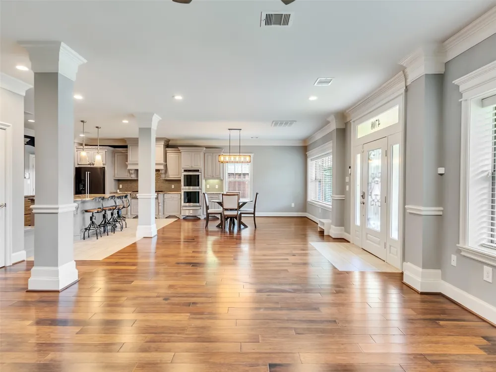 4708 Mckinney Street Houston, TX 77023