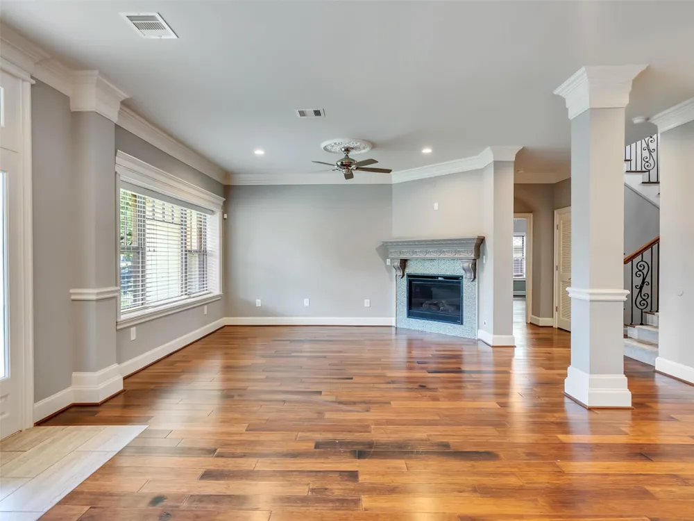 4708 Mckinney Street Houston, TX 77023