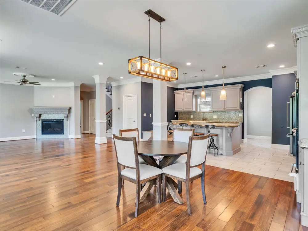 4708 Mckinney Street Houston, TX 77023