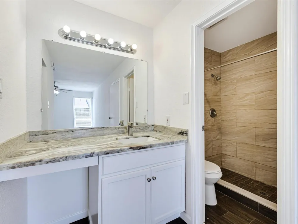 9548 Pagewood Lane #9548 Houston, TX 77063