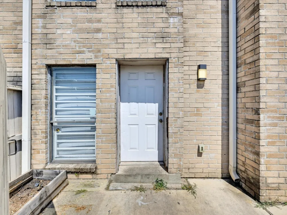 9548 Pagewood Lane #9548 Houston, TX 77063