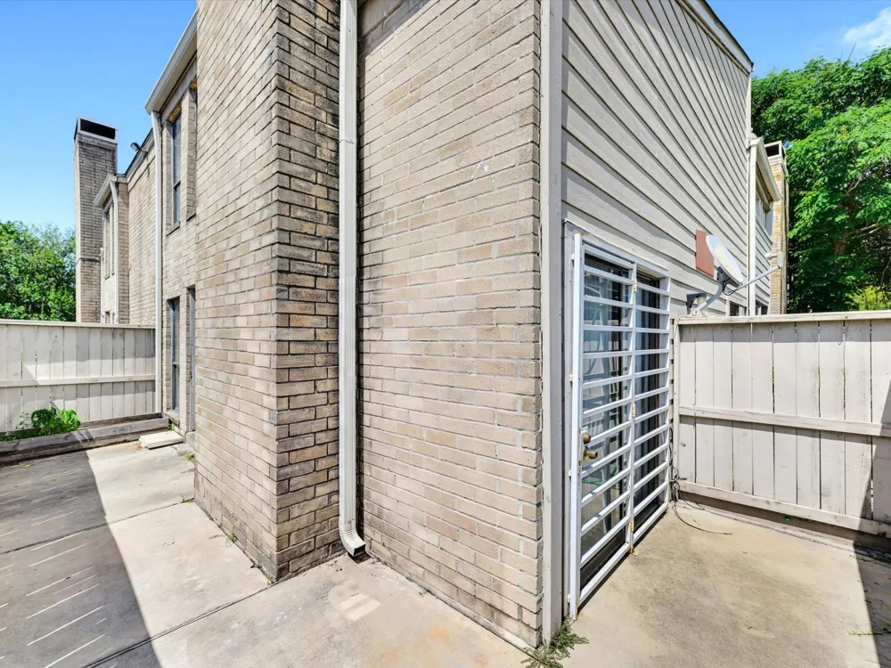 9548 Pagewood Lane #9548 Houston, TX 77063