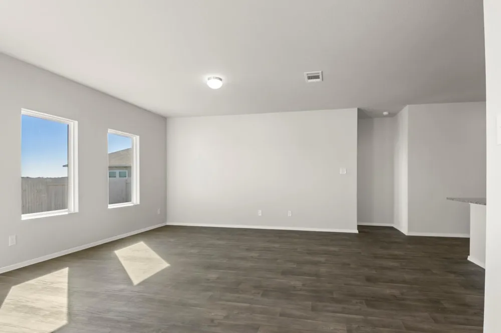 322 Legacy Point Drive Sealy, TX 77474