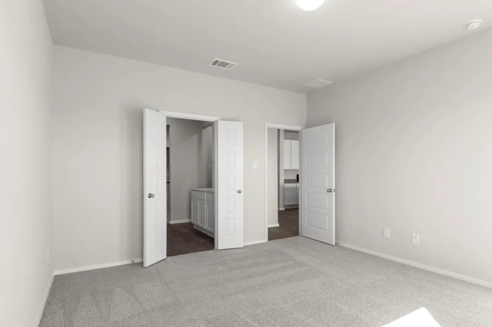 322 Legacy Point Drive Sealy, TX 77474
