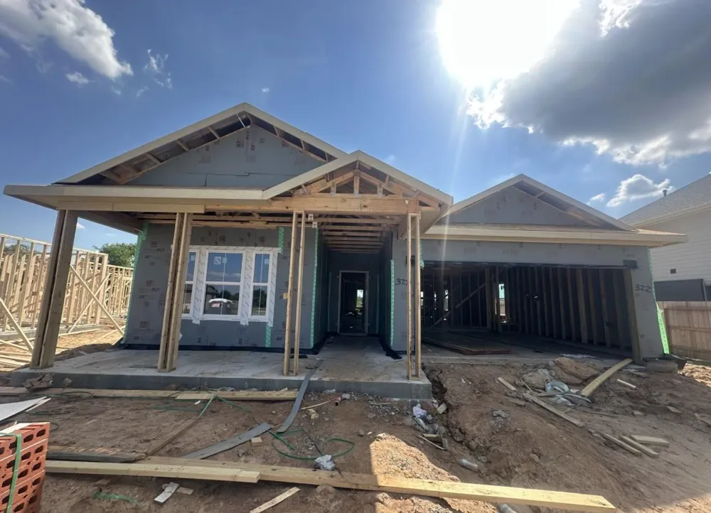 322 Legacy Point Drive Sealy, TX 77474