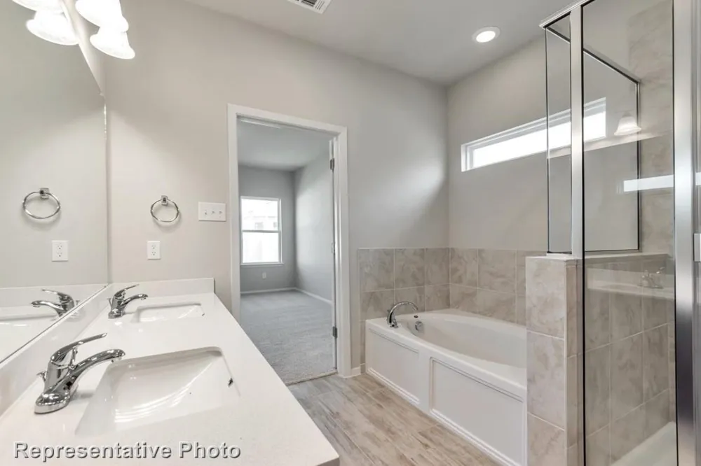 322 Legacy Point Drive Sealy, TX 77474