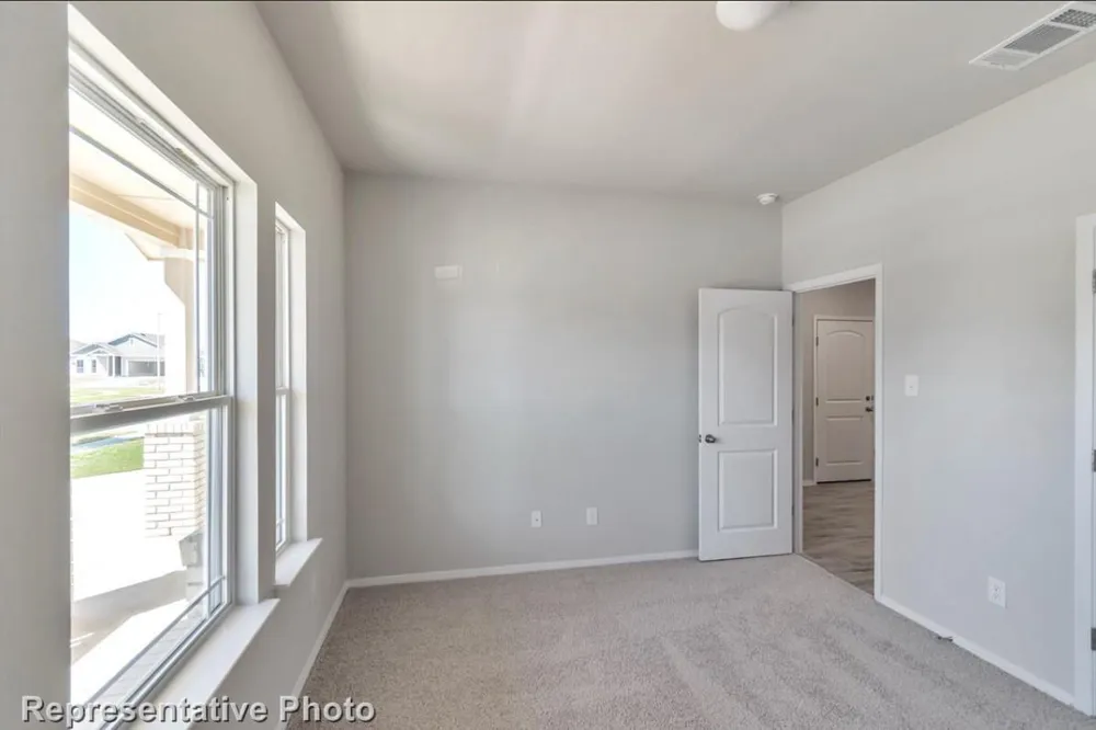 322 Legacy Point Drive Sealy, TX 77474