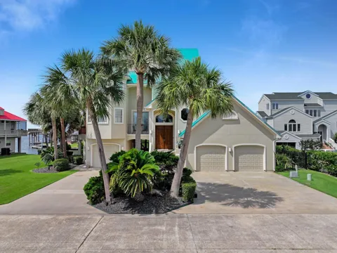 425 Island Way