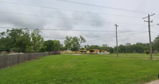 Texas Avenue Holiday Lakes, TX 77515