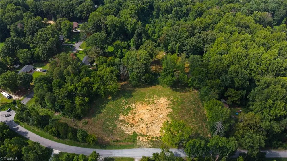3025 Greenhouse Road Winston-Salem, NC 27127