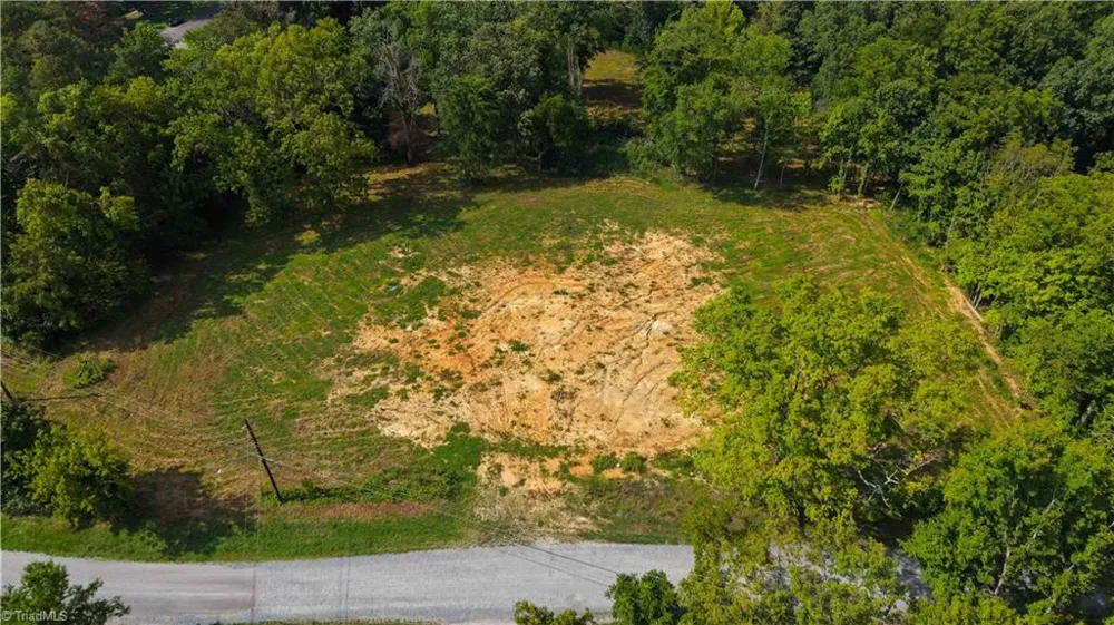 3025 Greenhouse Road Winston-Salem, NC 27127