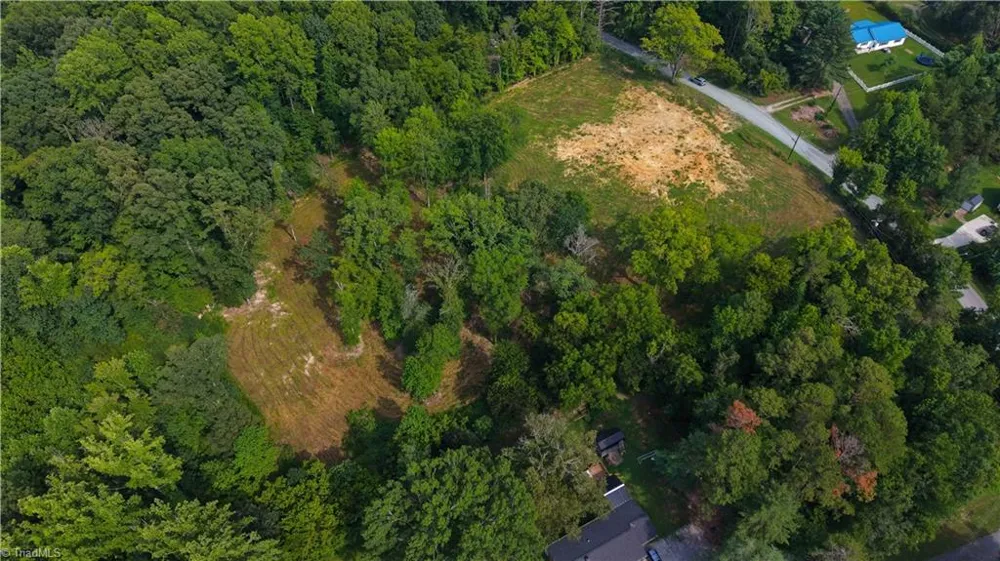 3025 Greenhouse Road Winston-Salem, NC 27127