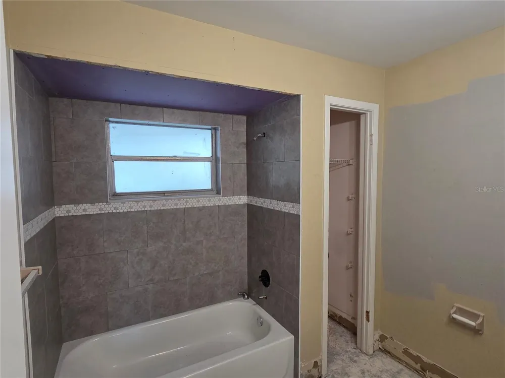 7005 PIN CHERRY LANE Port Richey, FL 34668