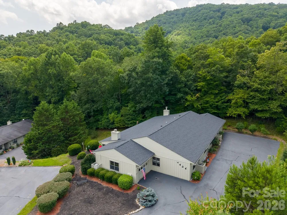 16A Willow View Drive Franklin, NC 28734