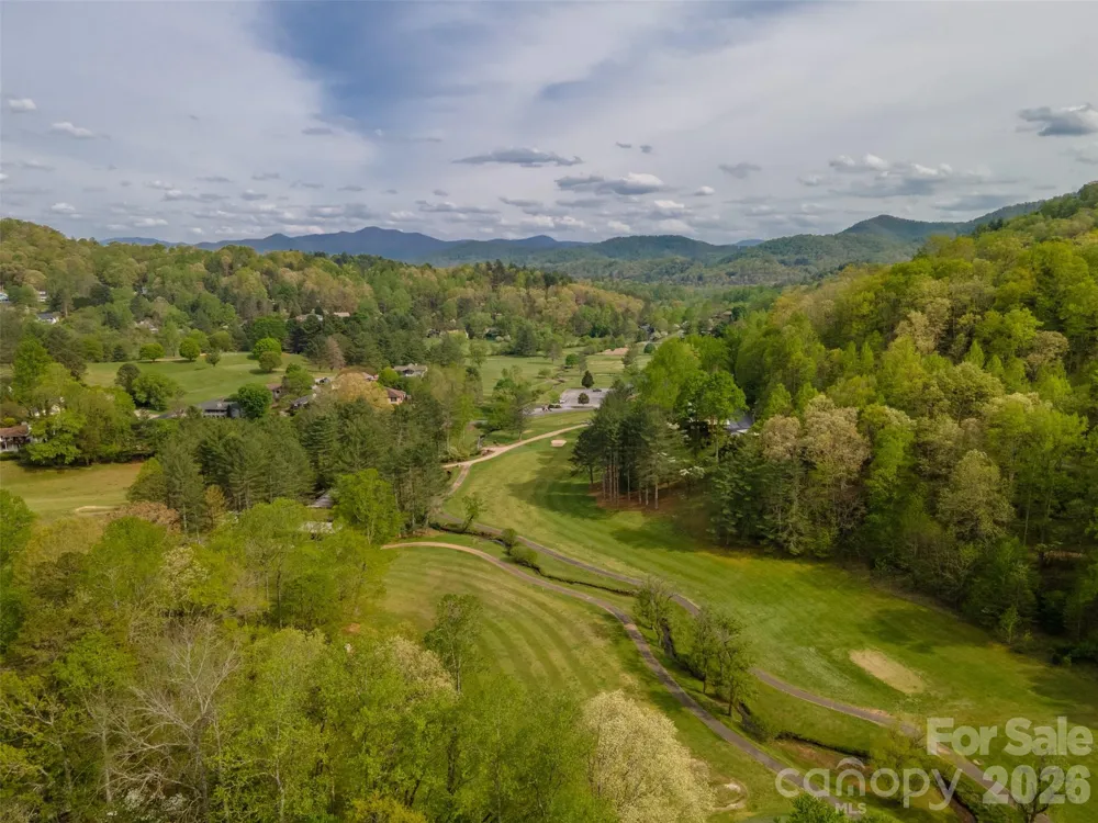 16A Willow View Drive Franklin, NC 28734