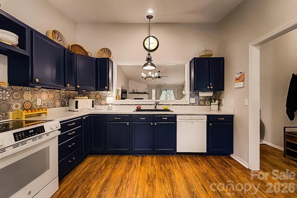 16A Willow View Drive Franklin, NC 28734