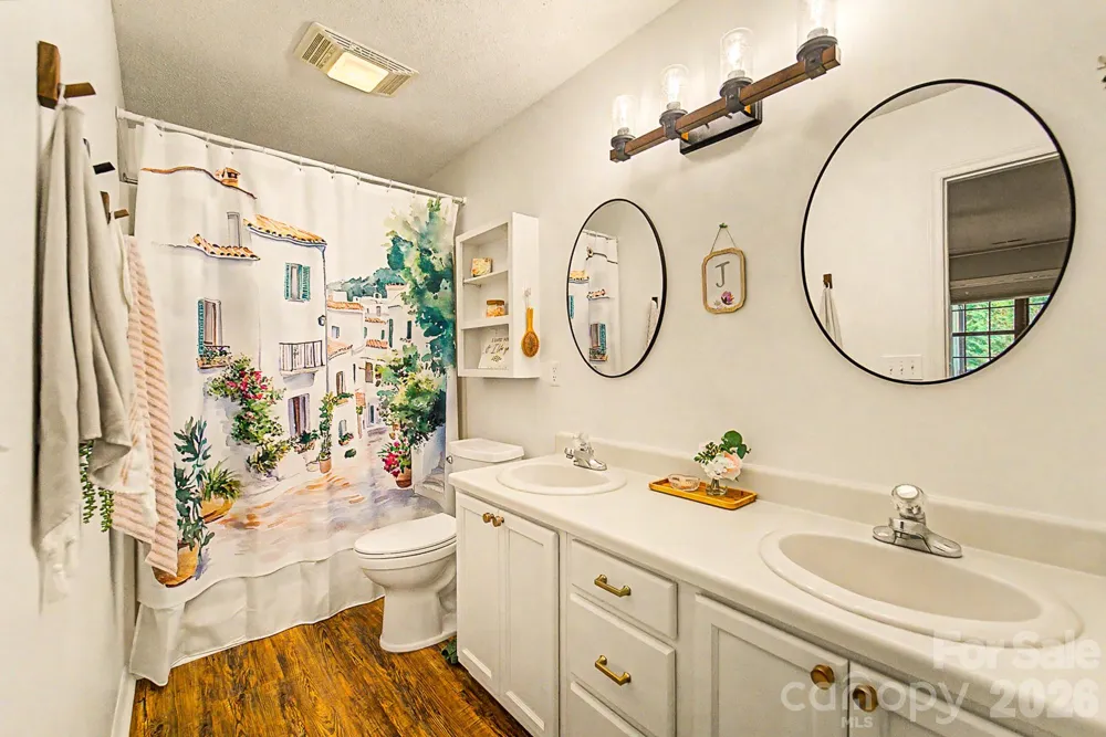 16A Willow View Drive Franklin, NC 28734
