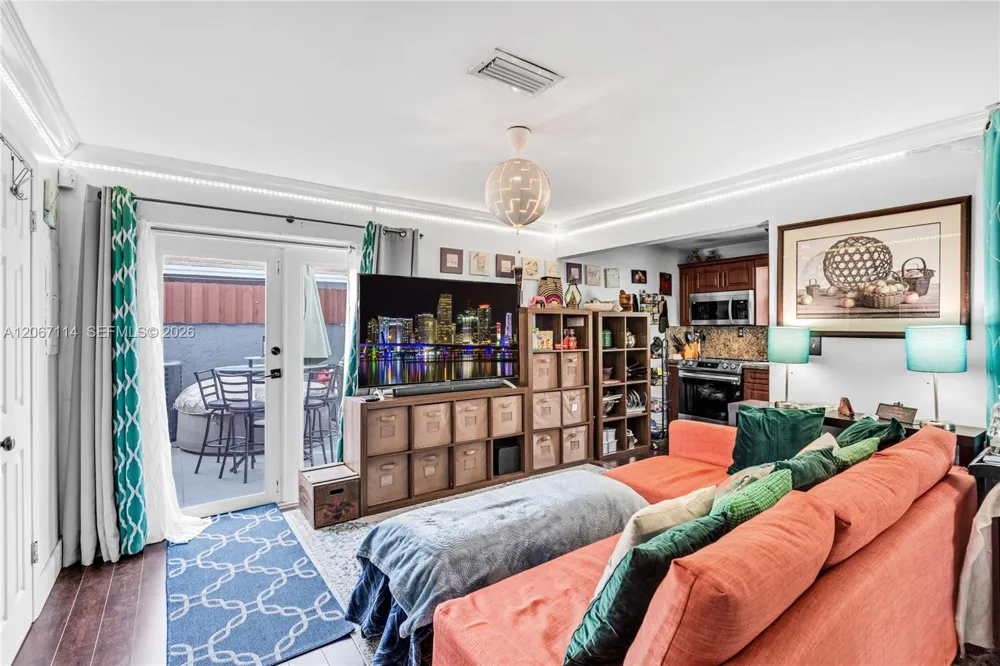 2100 NE 170th St North Miami Beach, FL 33162