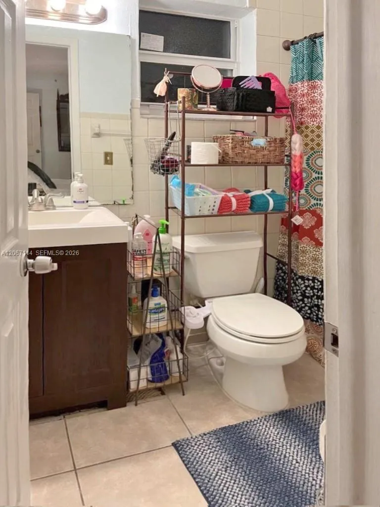 2100 NE 170th St North Miami Beach, FL 33162