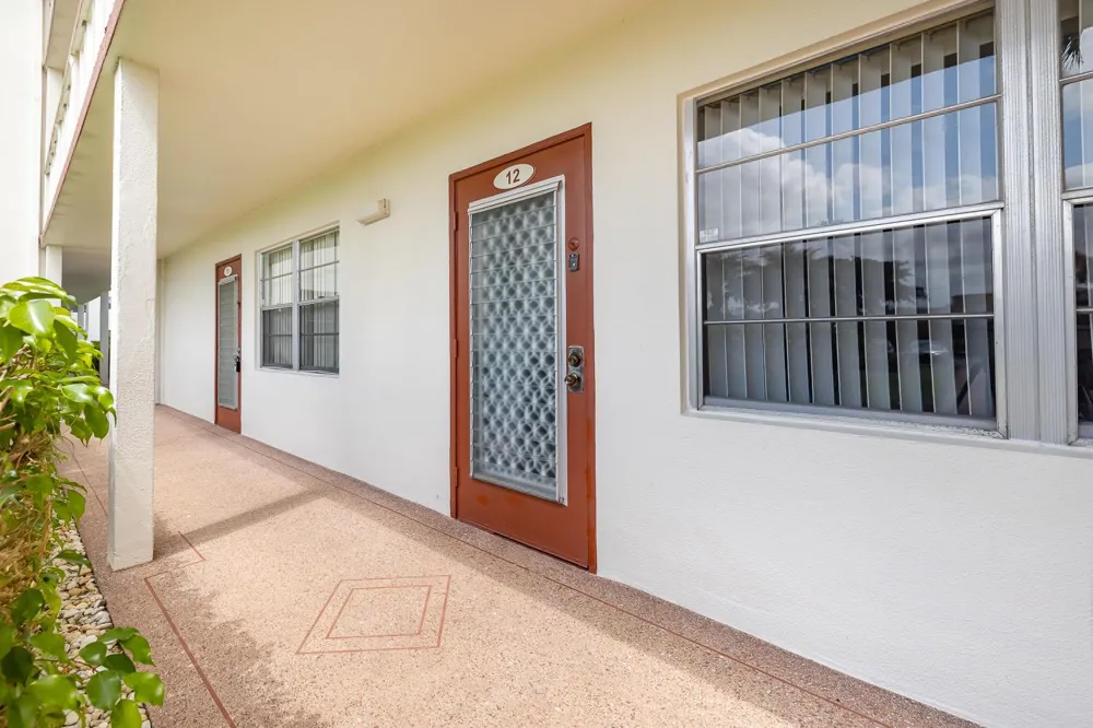 12 BRIGHTON A #12 Boca Raton, FL 33434