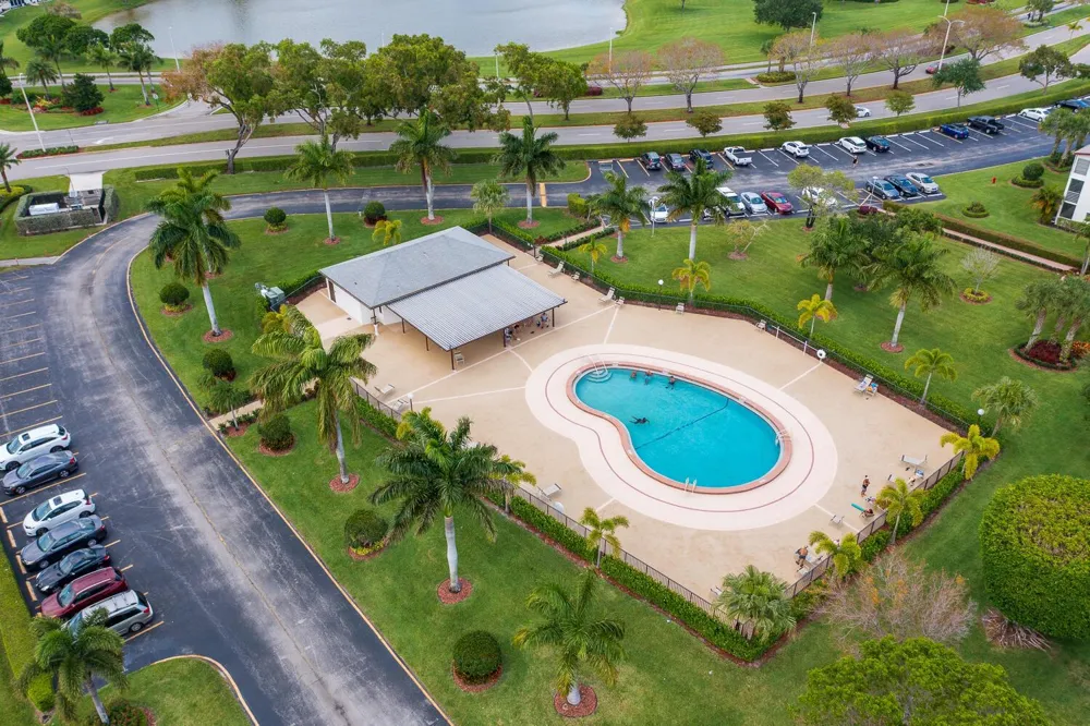 12 BRIGHTON A #12 Boca Raton, FL 33434