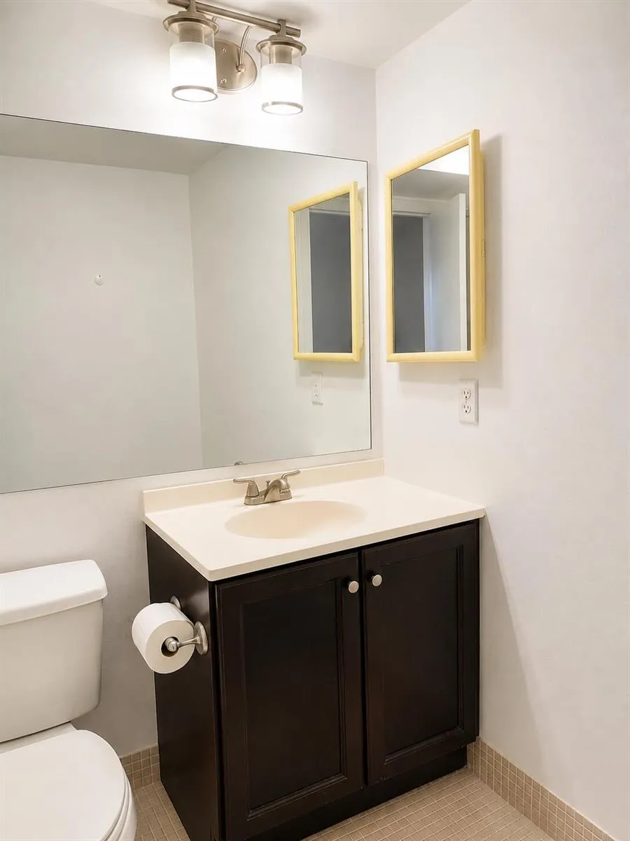 12 BRIGHTON A #12 Boca Raton, FL 33434