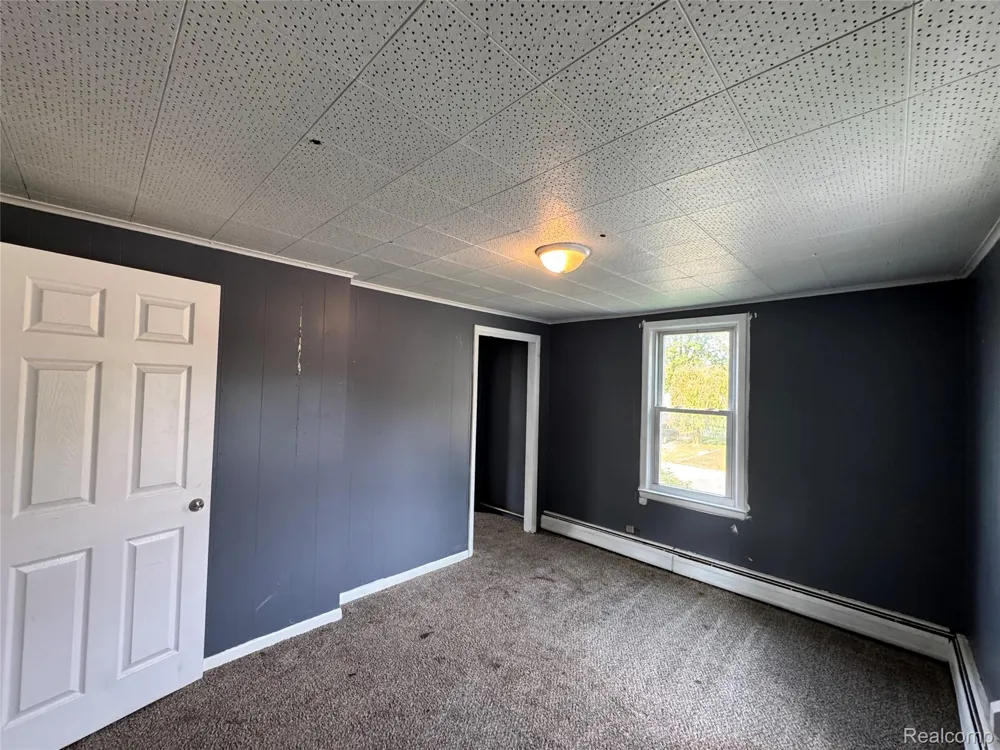 39691 Detroit Street Harrison Charter Township, MI 48045