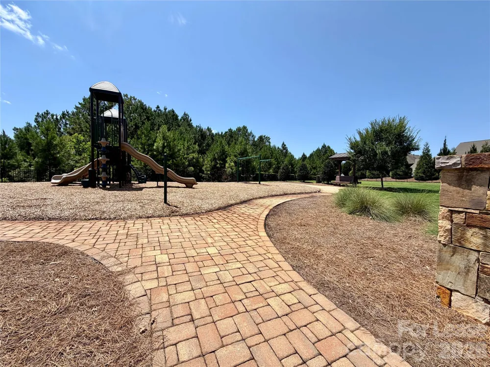 4019 Oakmere Road Waxhaw, NC 28173