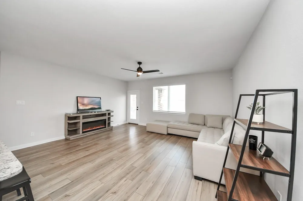 3006 Floating Barque Drive Santa Fe, TX 77510