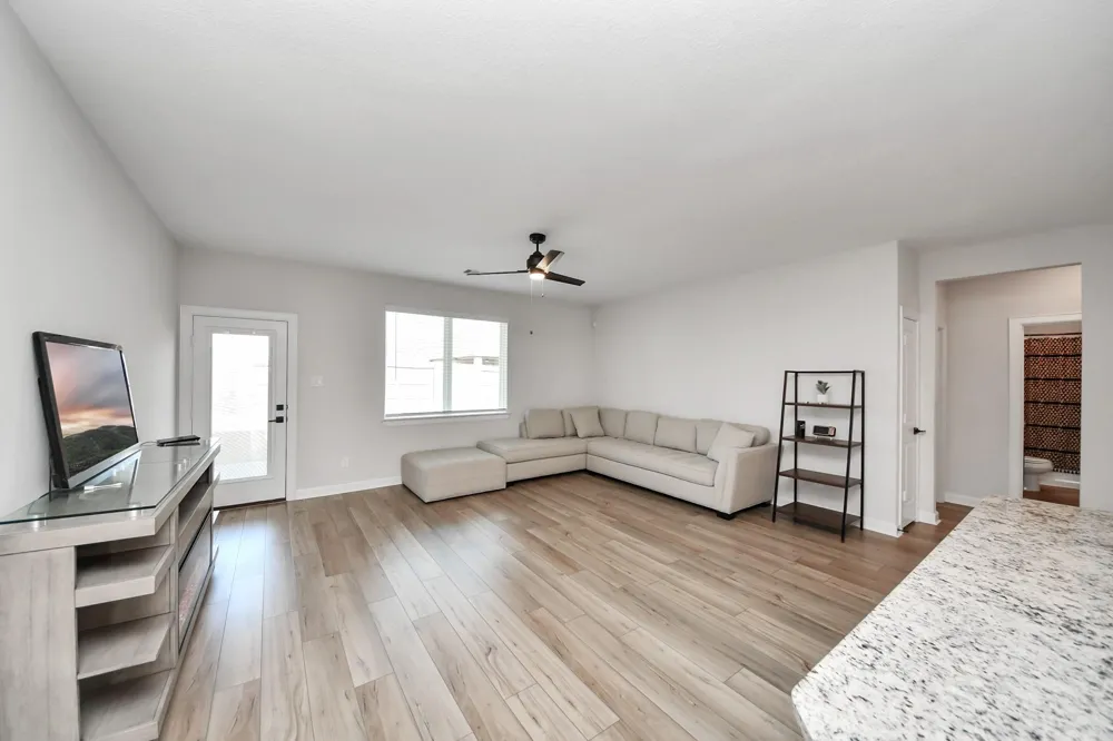 3006 Floating Barque Drive Santa Fe, TX 77510