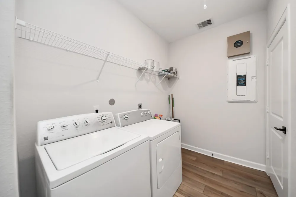 3006 Floating Barque Drive Santa Fe, TX 77510