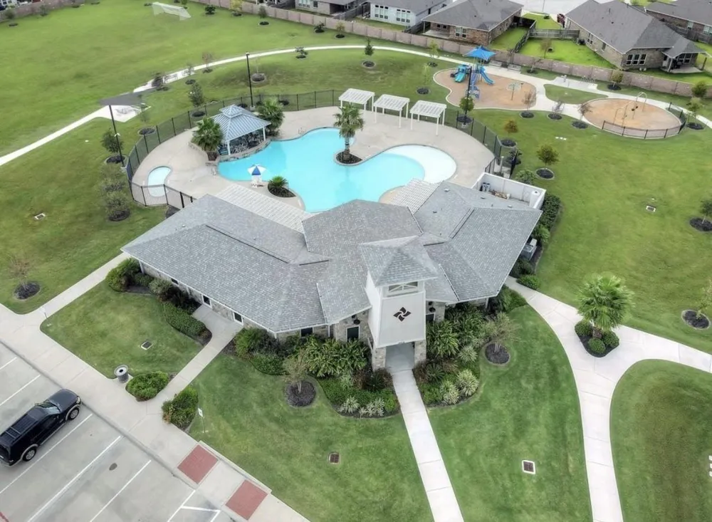 3006 Floating Barque Drive Santa Fe, TX 77510
