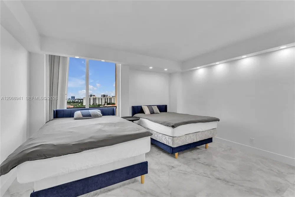 19355 Turnberry Way #14D Aventura, FL 33180